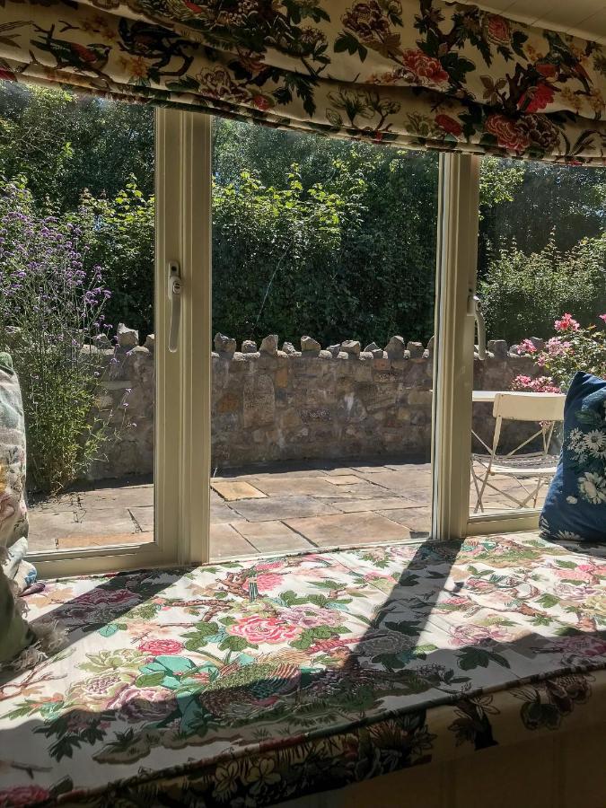 Pass The Keys Goose Feather Barn, Wedmore Luxury Cottage For Two Exterior foto